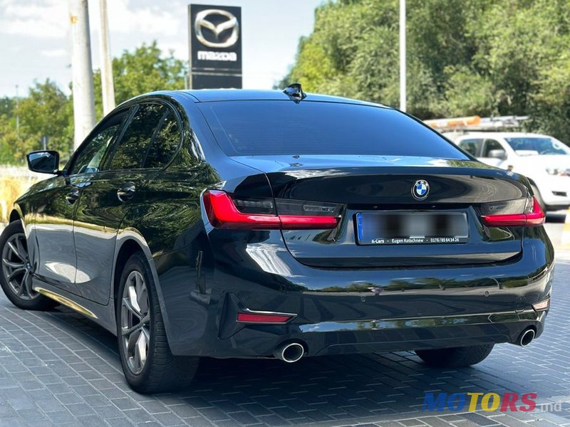 2020' BMW 3 Series photo #4