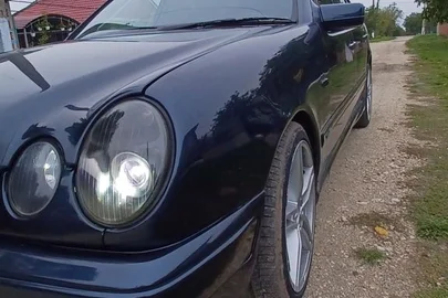 1999' Mercedes-Benz E-Class