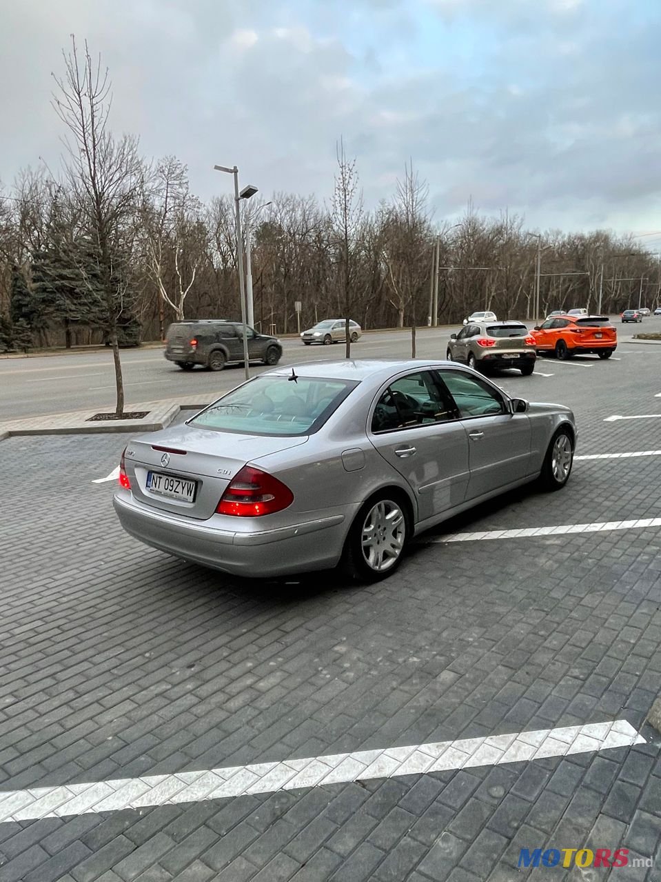 2004' Mercedes-Benz E Класс photo #4