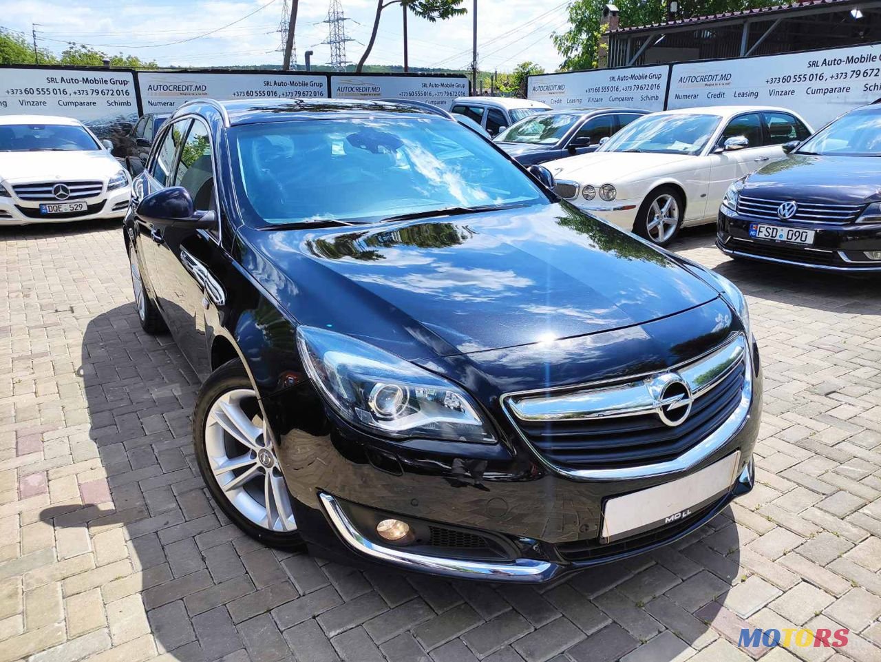 2017' Opel Insignia photo #1