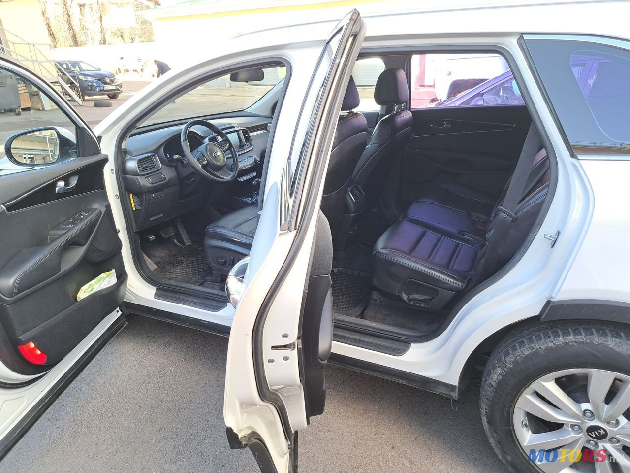 2015' Kia Sorento photo #6