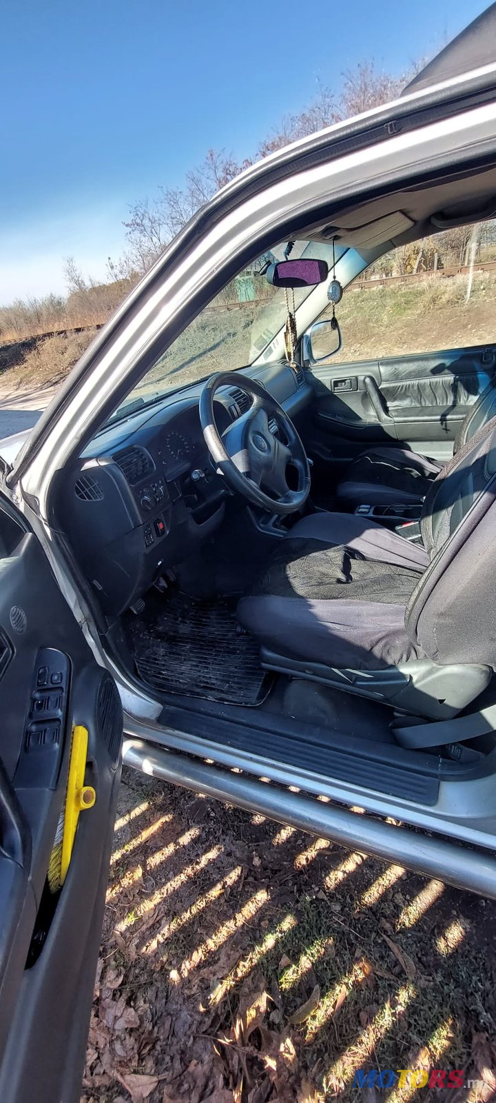 2001' Opel Frontera photo #5