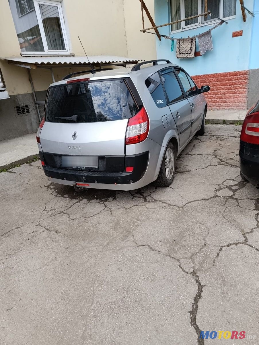 2007' Renault Grand Scenic photo #6