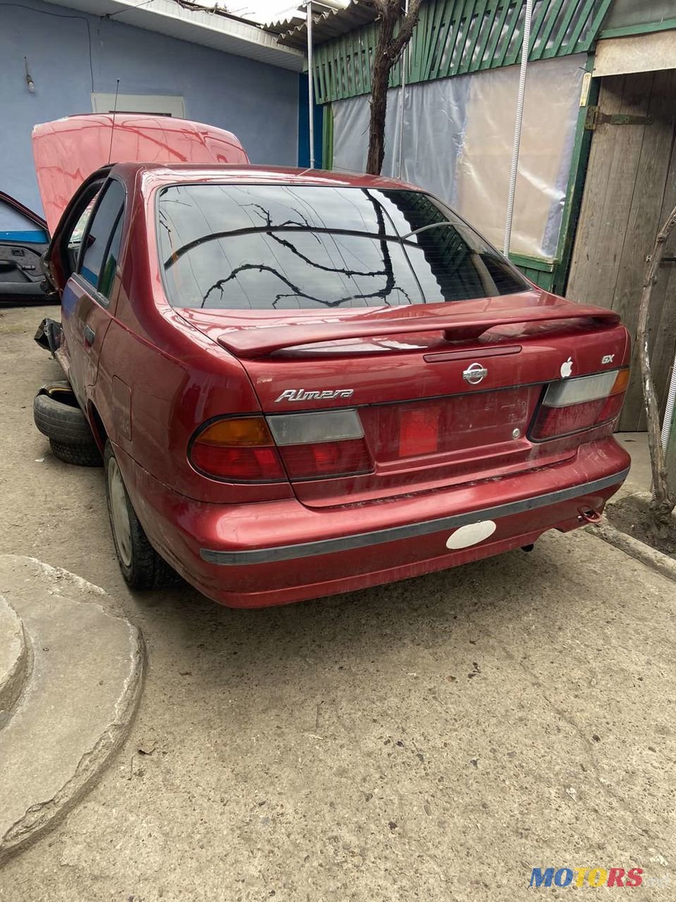 1995' Nissan Almera photo #2