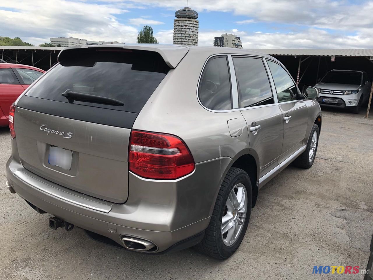 2008' Porsche Cayenne photo #2