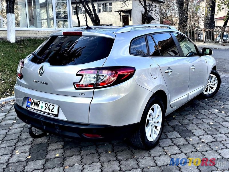 2014' Renault Megane photo #4