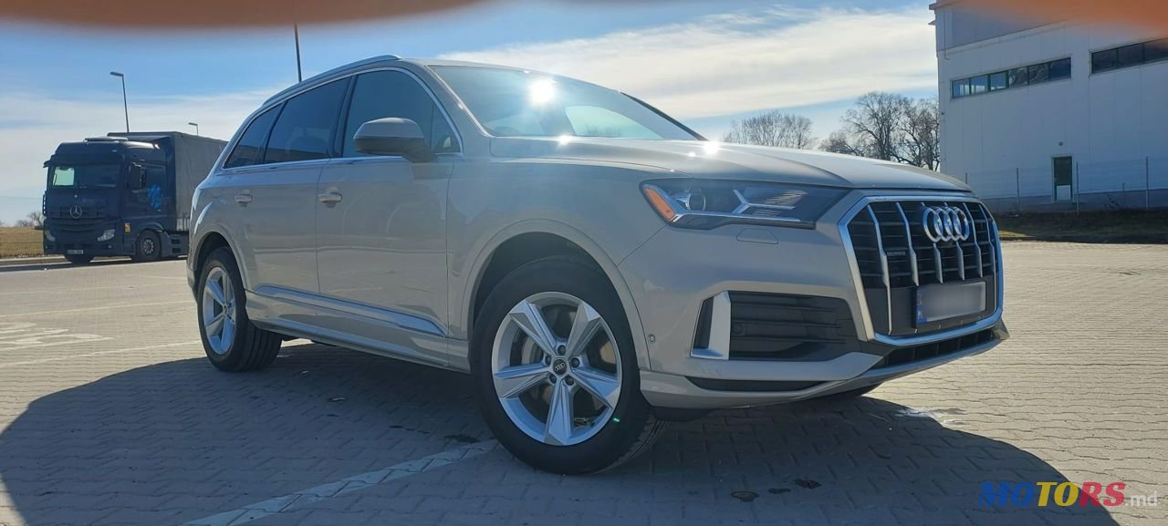 2022' Audi Q7 photo #2