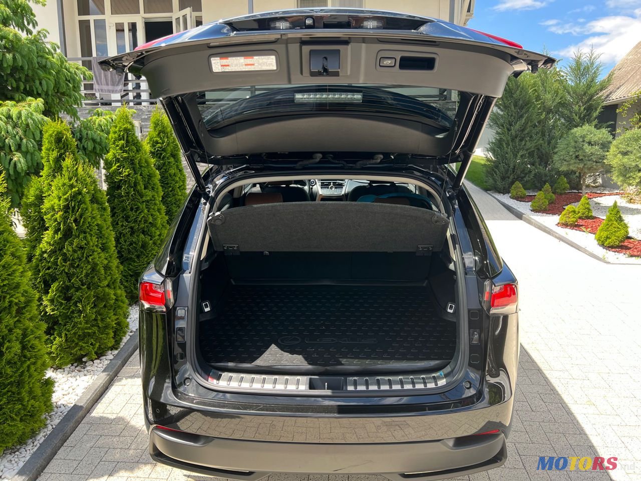 2014' Lexus Nx Series photo #5