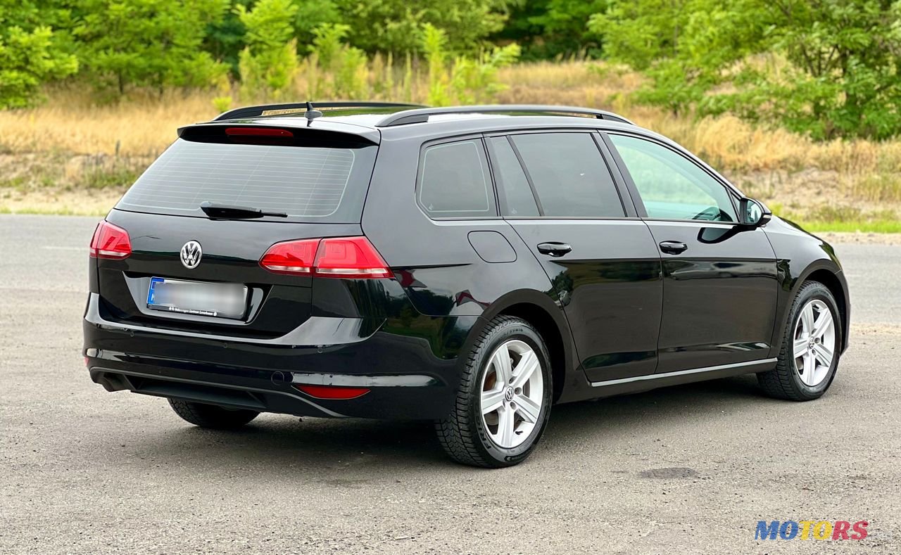 2014' Volkswagen Golf photo #4