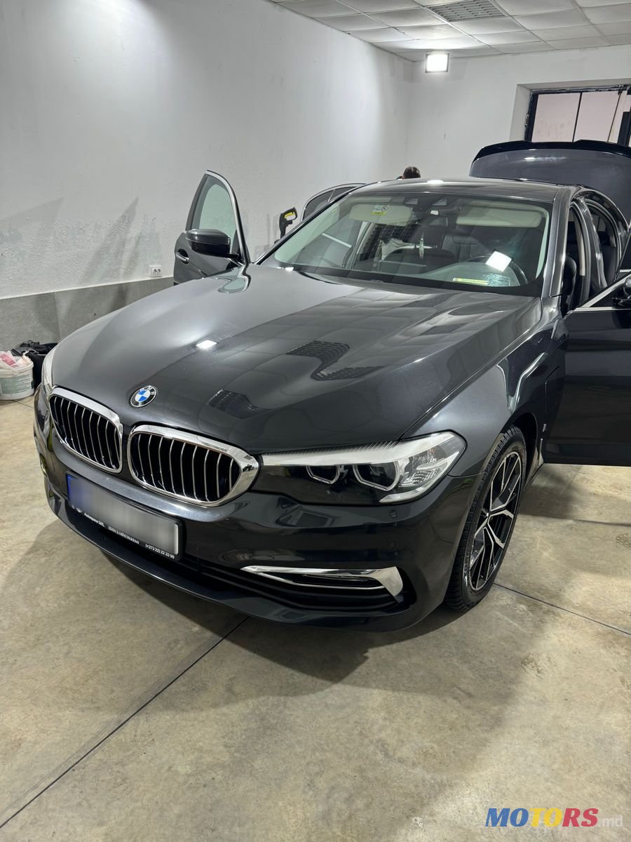 2018' BMW 5 Series photo #4