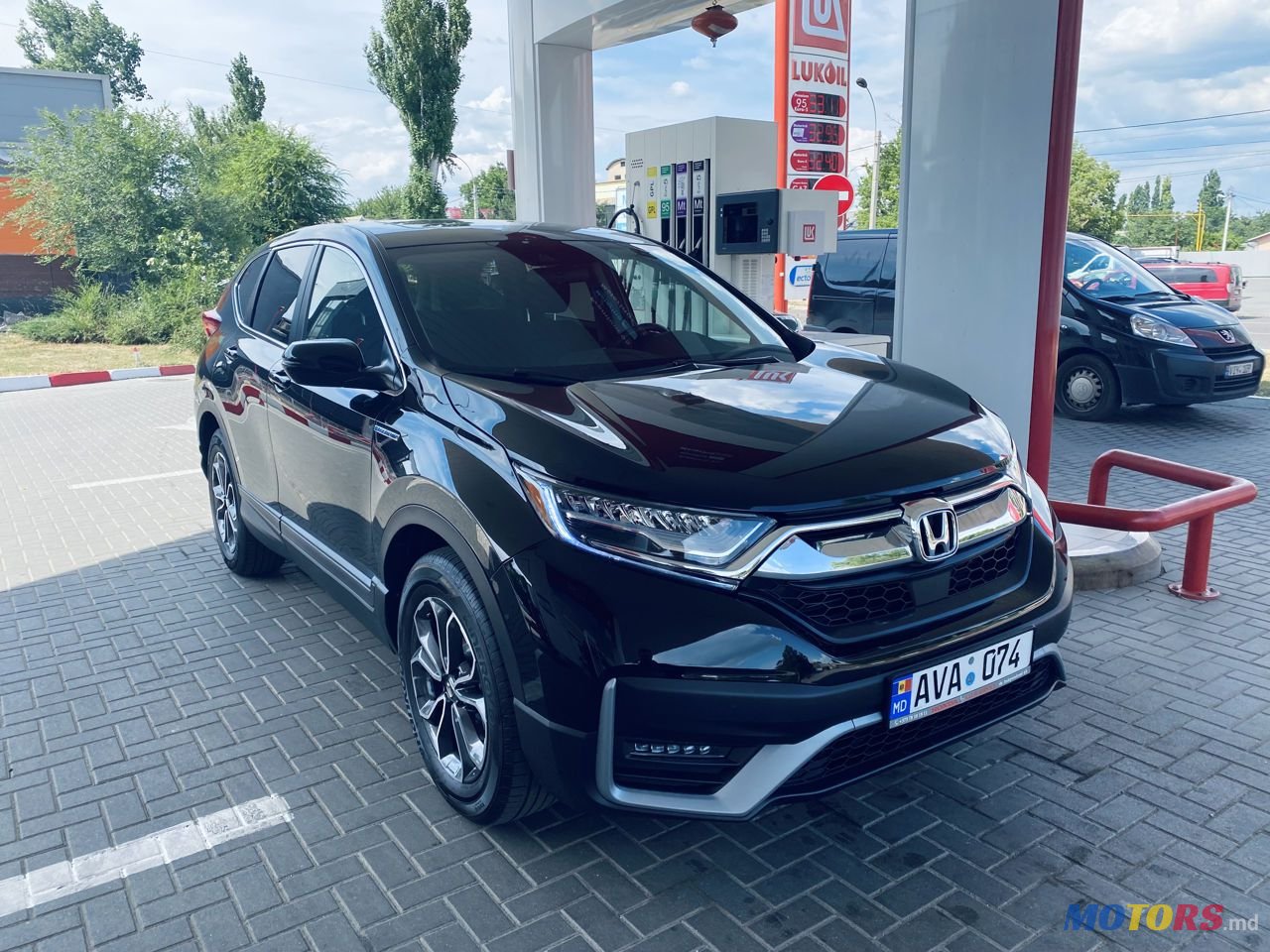 2020' Honda CR-V photo #2