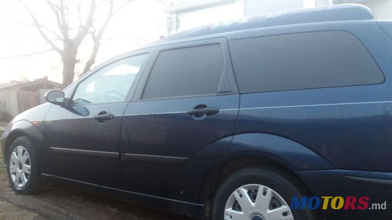 2002' Ford Focus photo #3