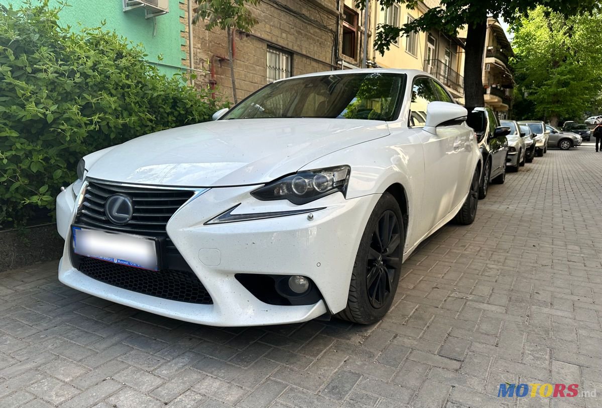 2014' Lexus Is Series photo #2