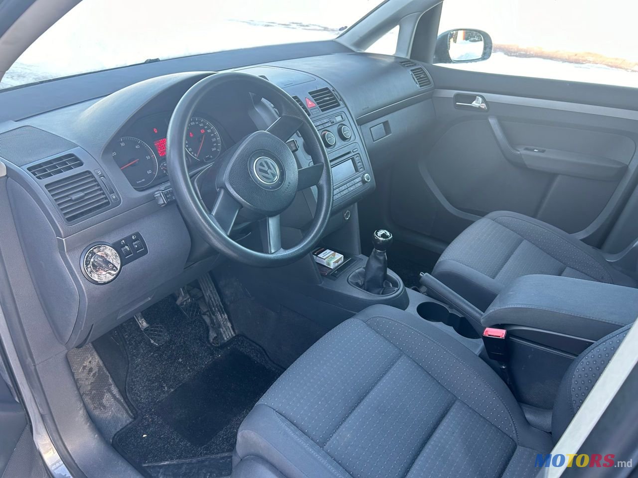 2005' Volkswagen Touran photo #6