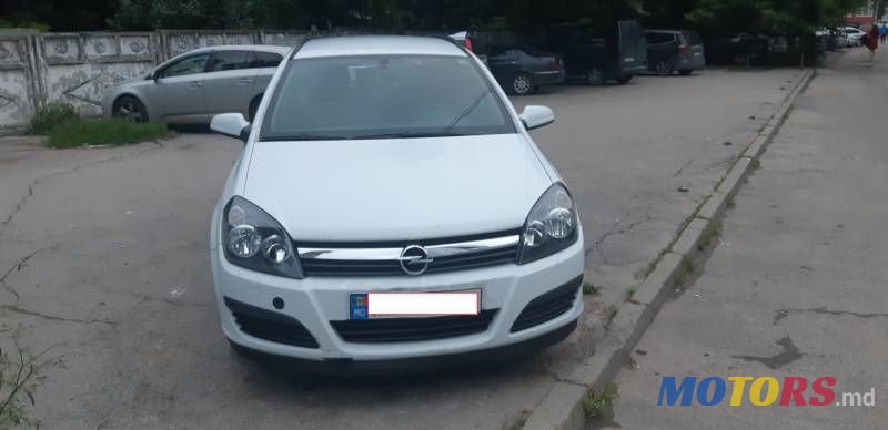 2006' Opel Astra photo #2