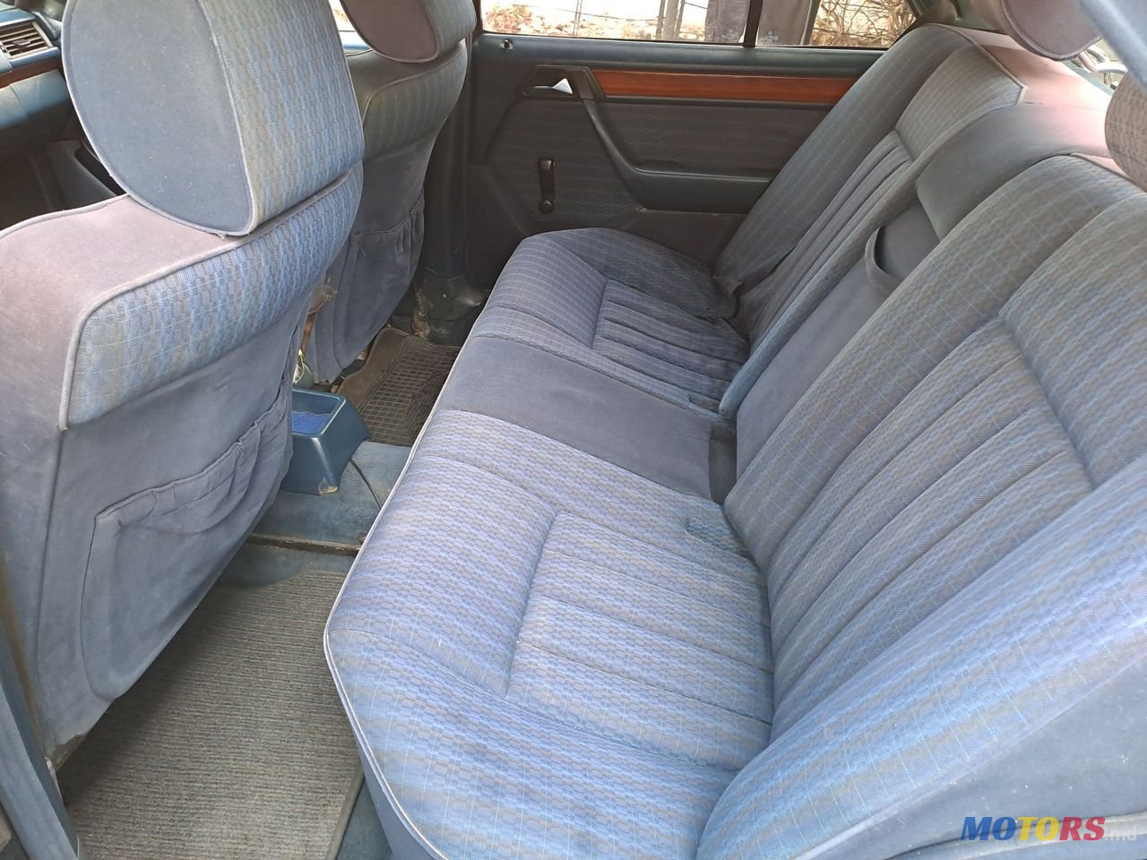 1993' Mercedes-Benz W124 photo #6