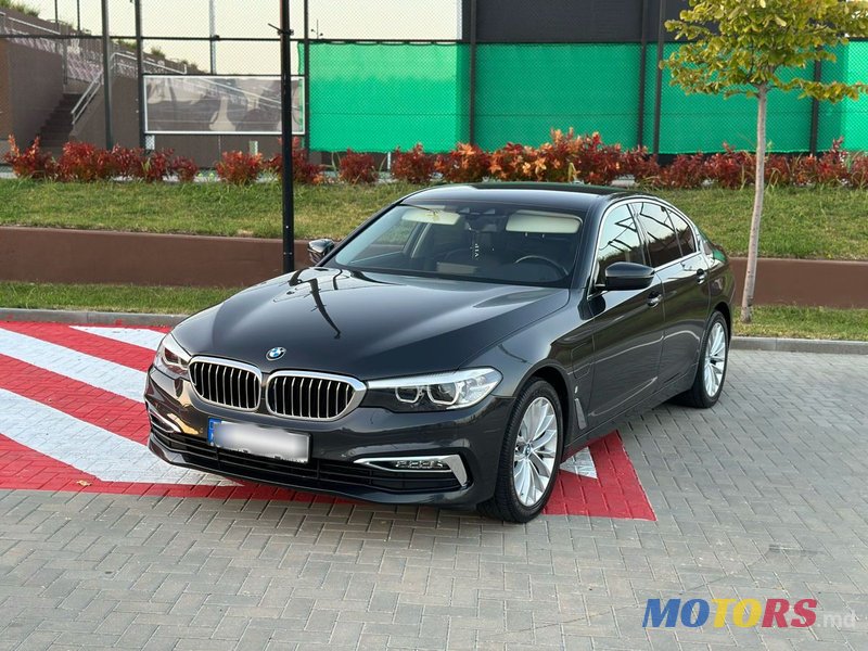 2018' BMW 5 Series photo #1