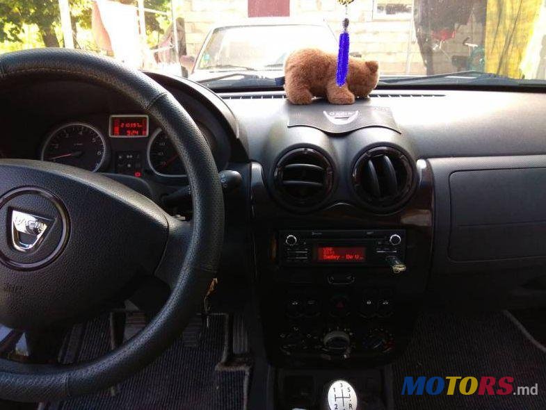 2012' Dacia Duster photo #2