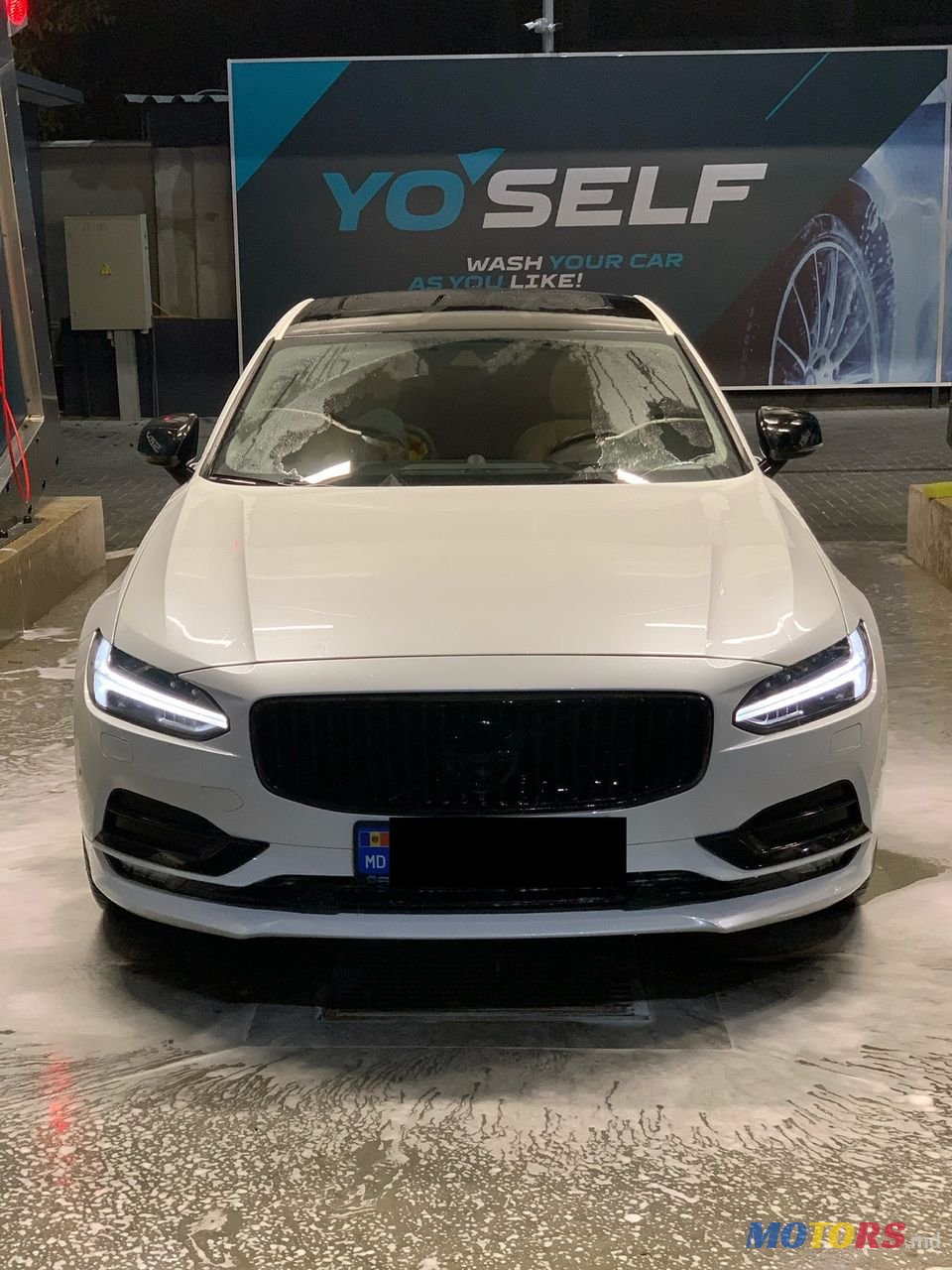 2016' Volvo S90 photo #1