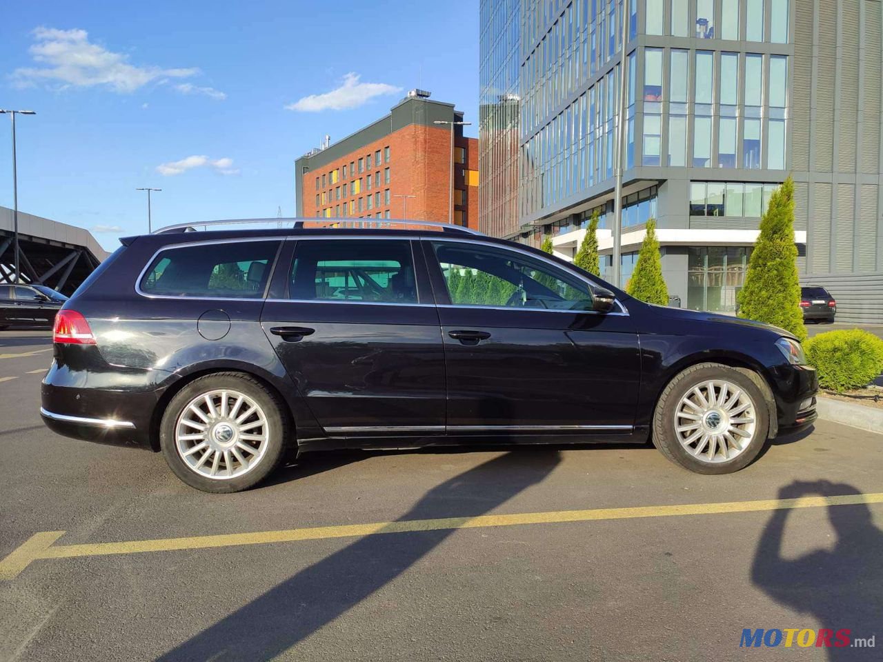 2013' Volkswagen Passat photo #3