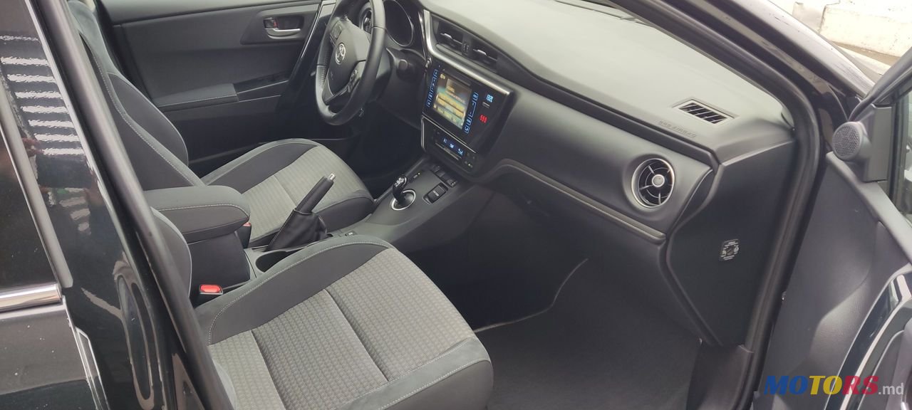2018' Toyota Auris photo #6