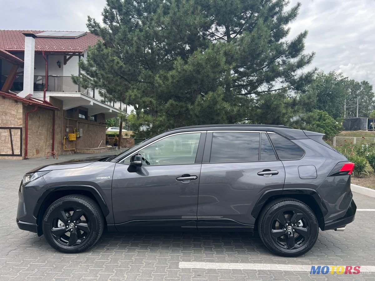 2020' Toyota RAV4 photo #4