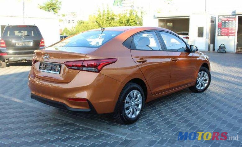 2017' Hyundai Accent photo #2