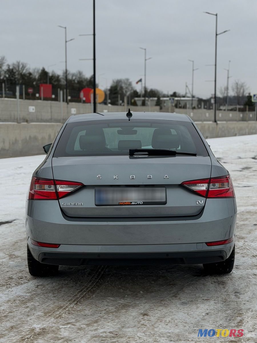 2020' Skoda Superb photo #5