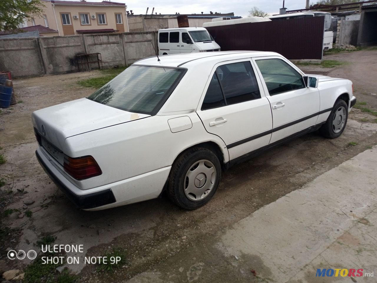 1986' Mercedes-Benz Series W124 photo #2