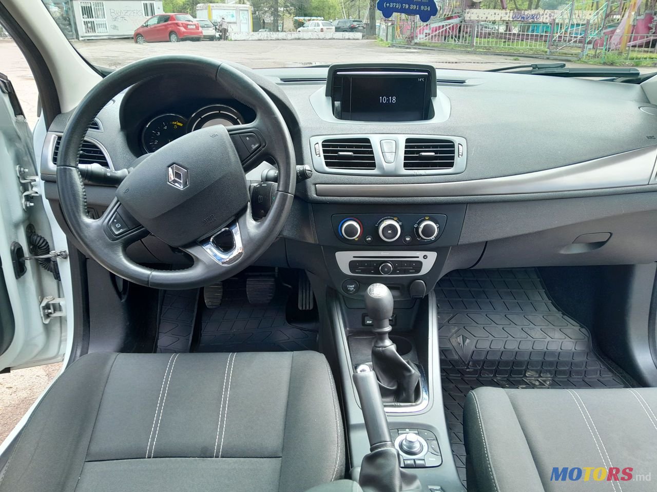 2014' Renault Megane photo #4