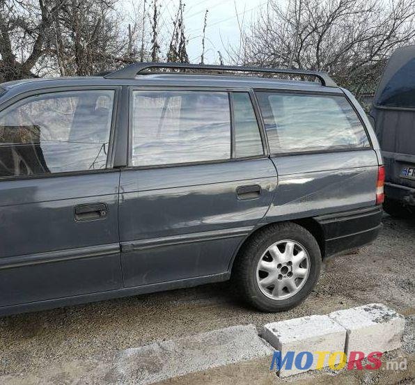 1994' Opel Astra photo #1