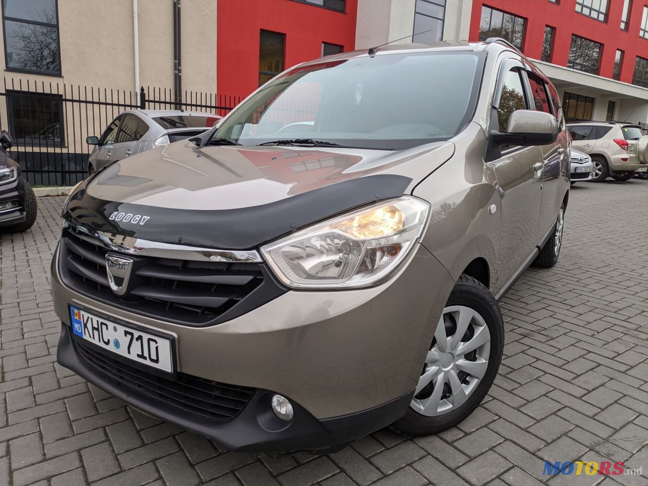 2012' Dacia Lodgy photo #4