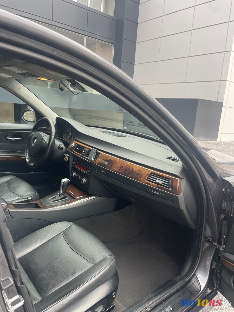 2008' BMW 3 Series photo #3