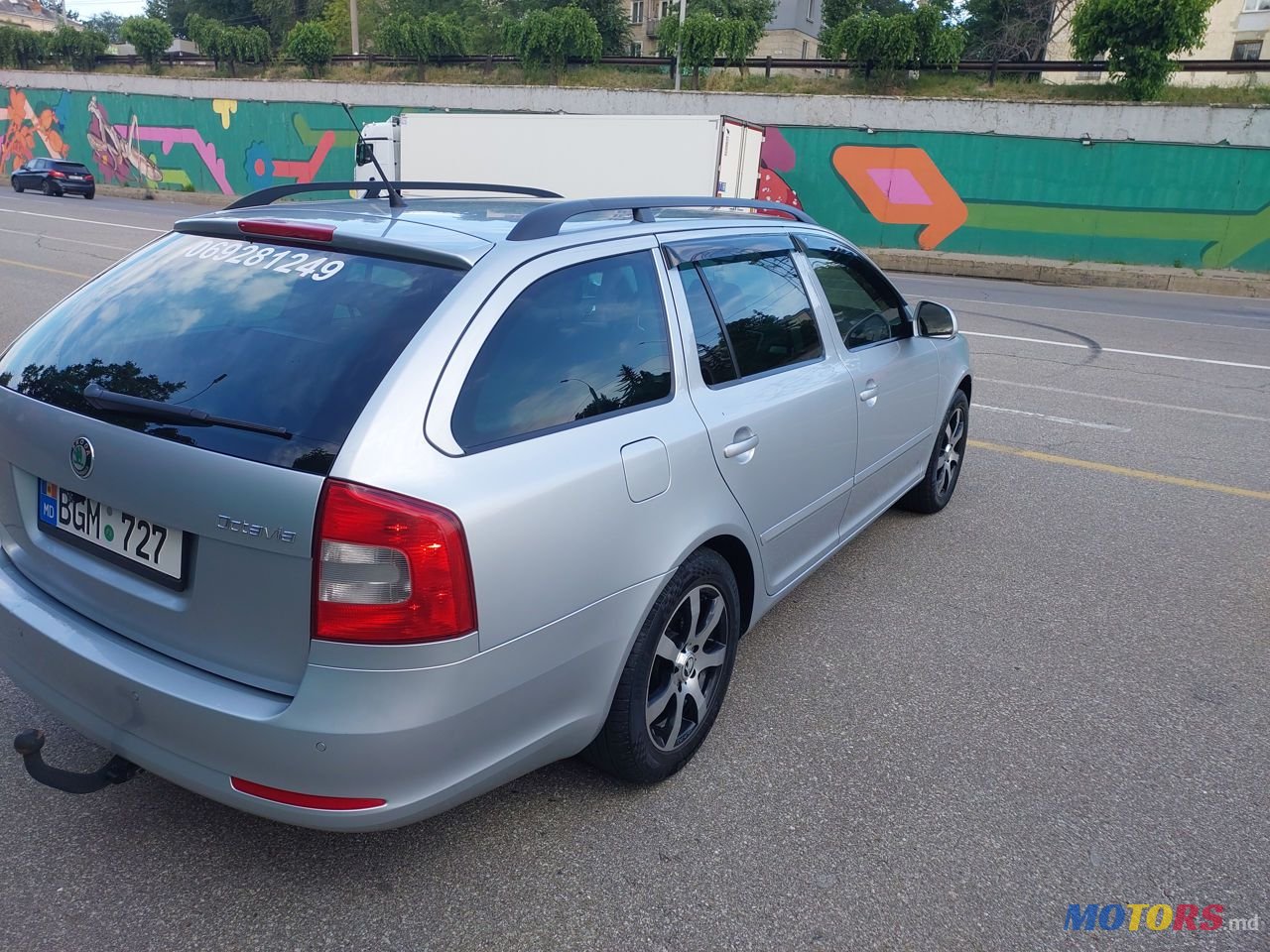 2012' Skoda Octavia photo #3