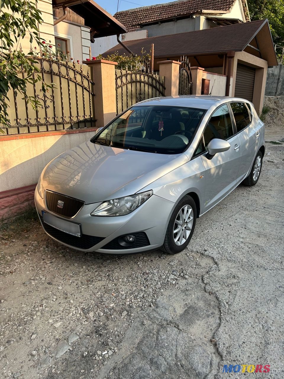 2011' SEAT Ibiza photo #1