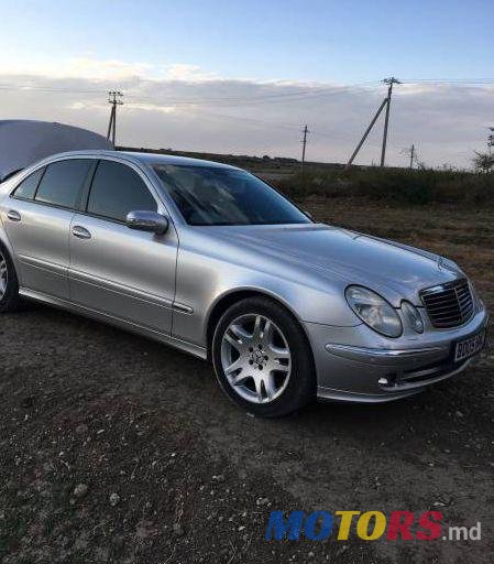 2005' Mercedes-Benz E photo #1