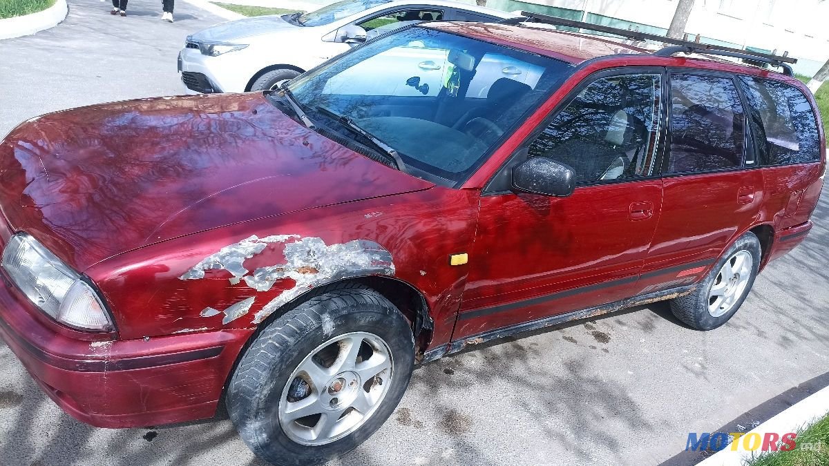 1995' Nissan Primera photo #2