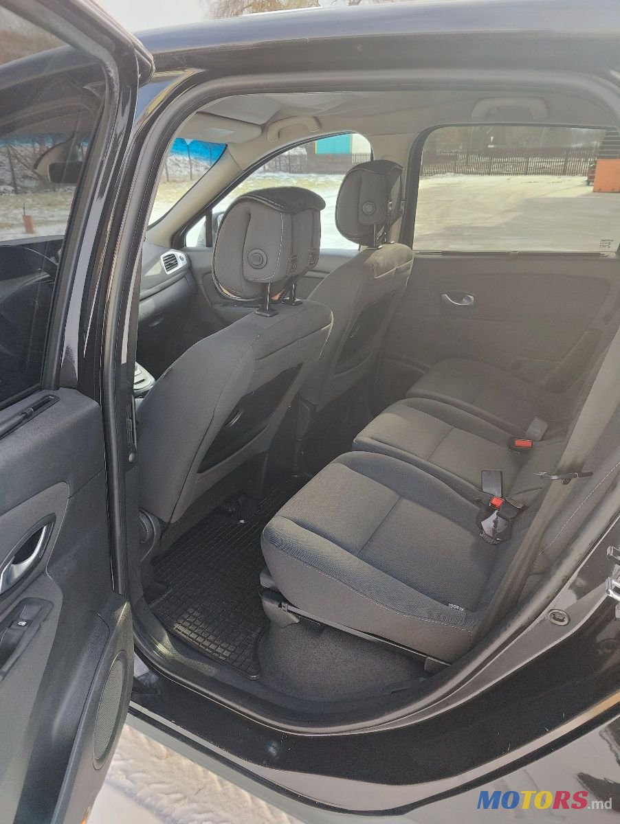 2009' Renault Grand Scenic photo #6