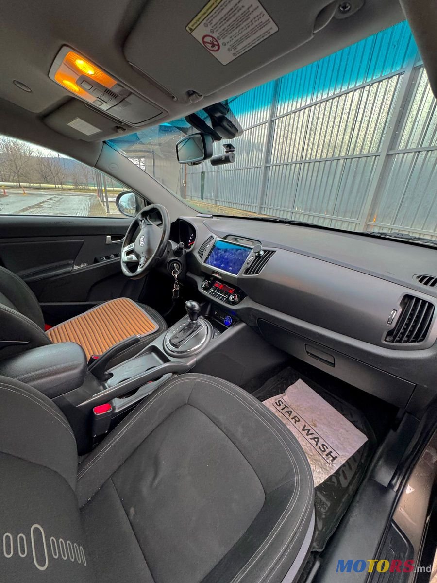 2012' Kia Sportage photo #5