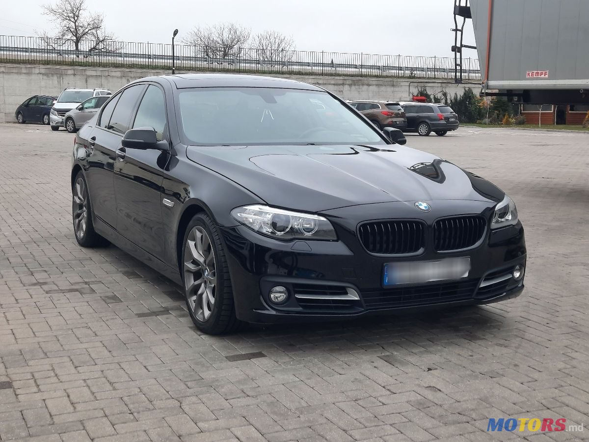 2015' BMW 5 Series photo #1