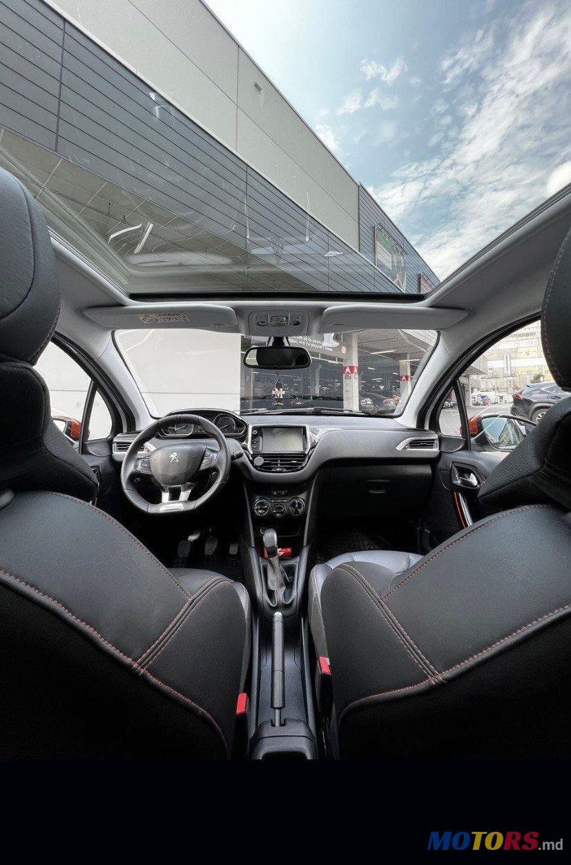 2017' Peugeot 208 photo #3