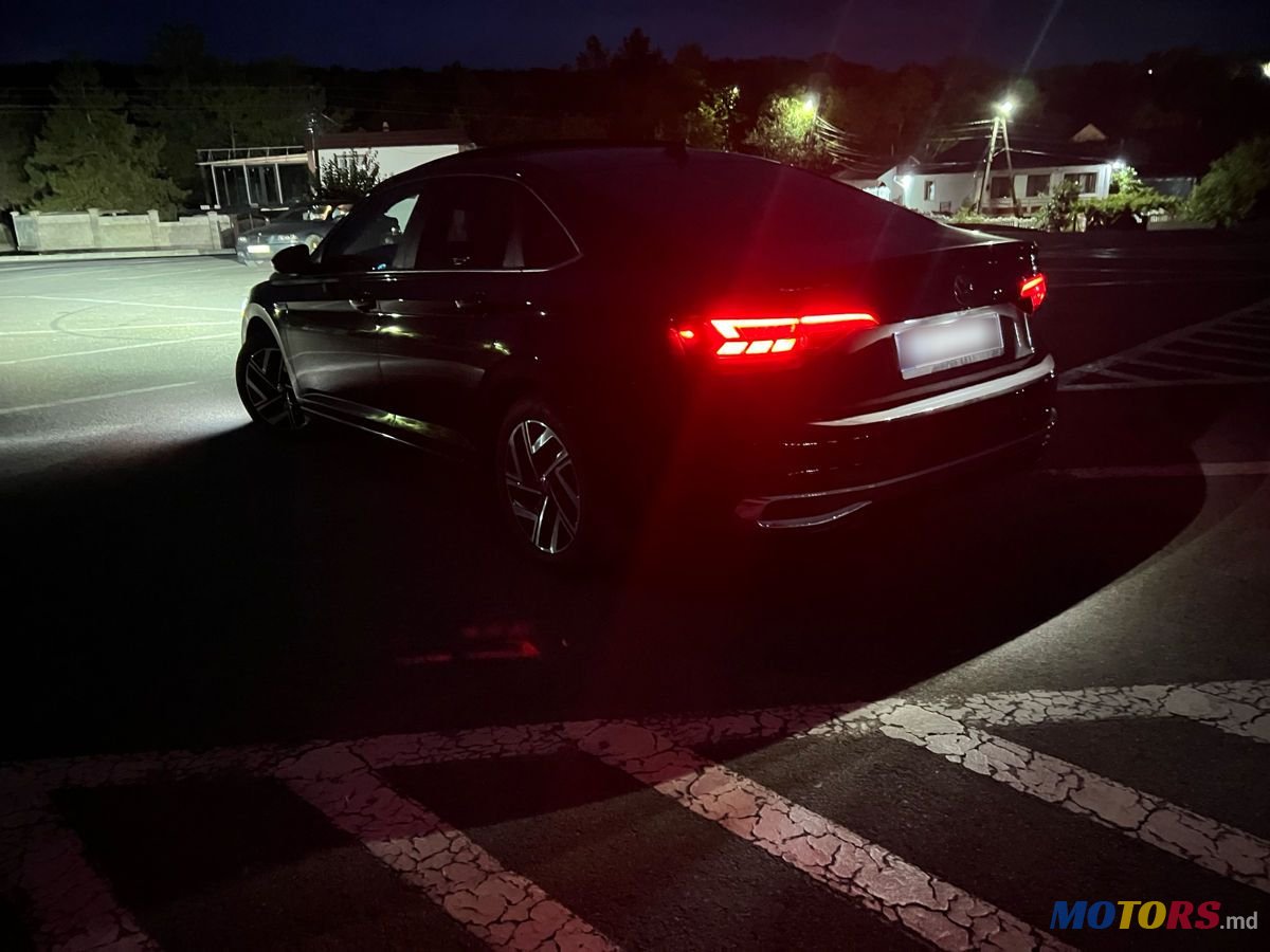 2024' Volkswagen Jetta photo #2