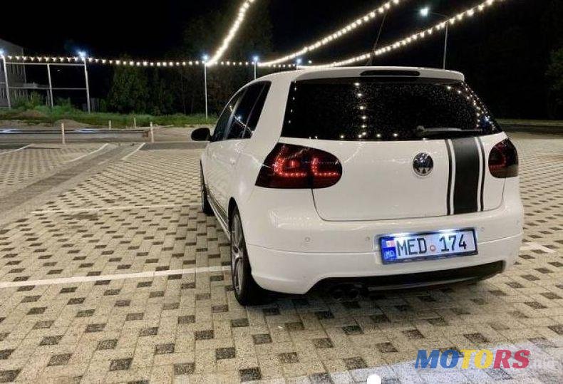 2008' Volkswagen Golf photo #4