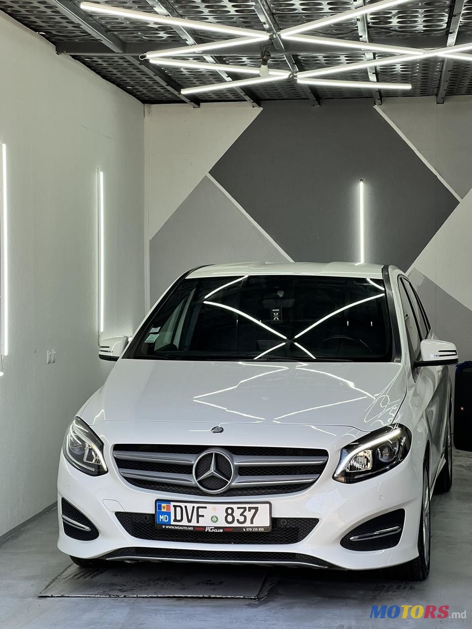 2015' Mercedes-Benz B Класс photo #1