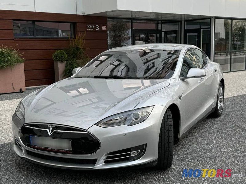 2015' Tesla Model S photo #1