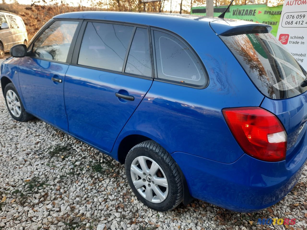 2009' Skoda Fabia photo #4