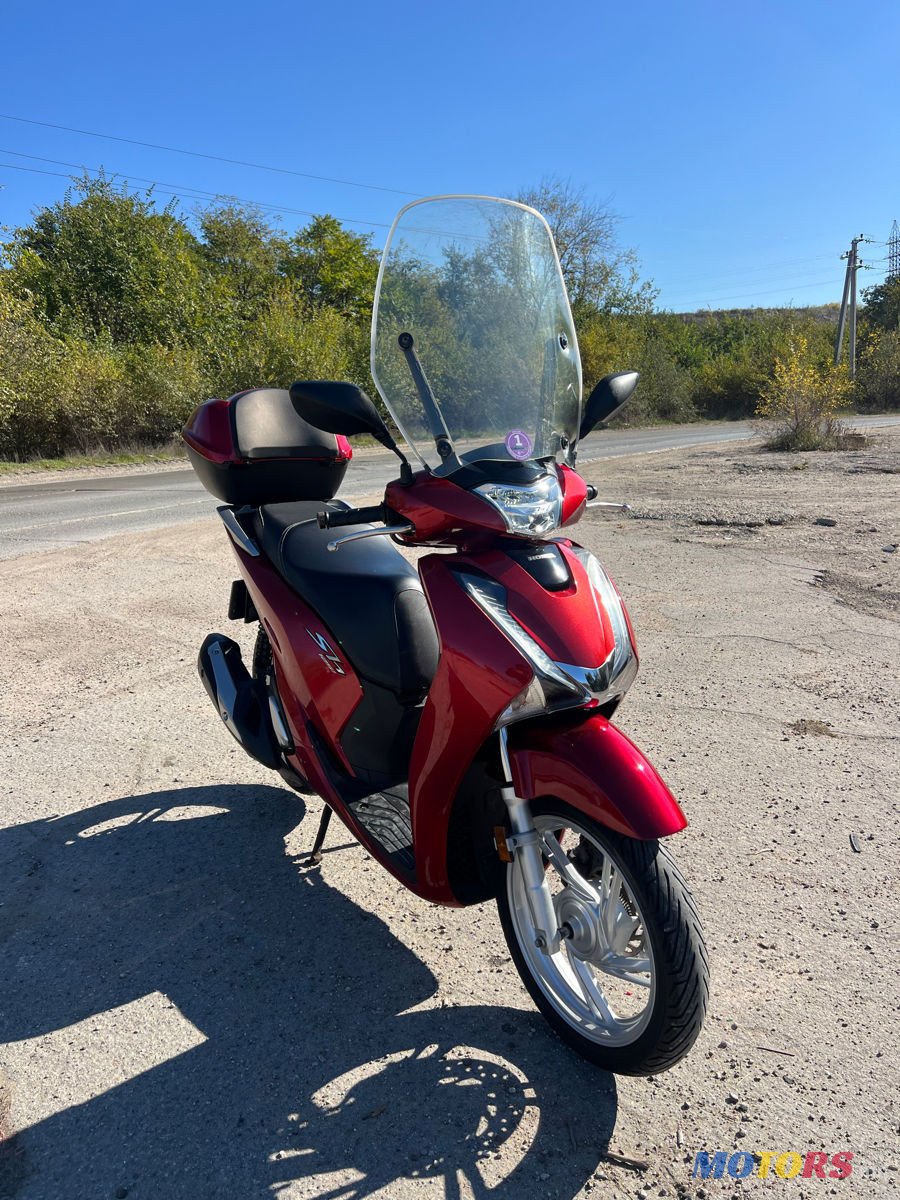 2017' Honda Sh photo #1