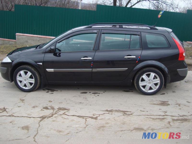 2004' Renault Megane photo #1