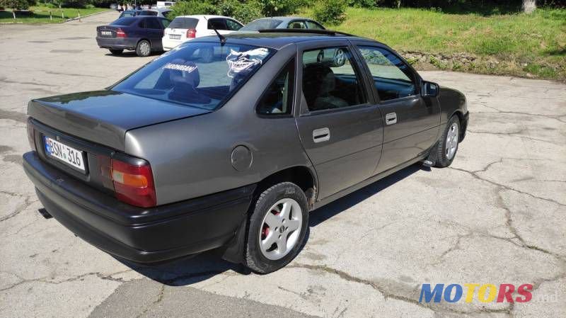 1992' Opel Vectra photo #2