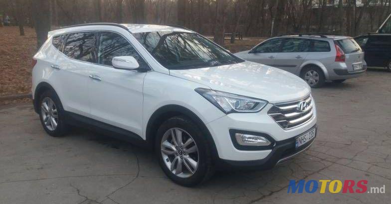 2014' Hyundai Santa Fe photo #1